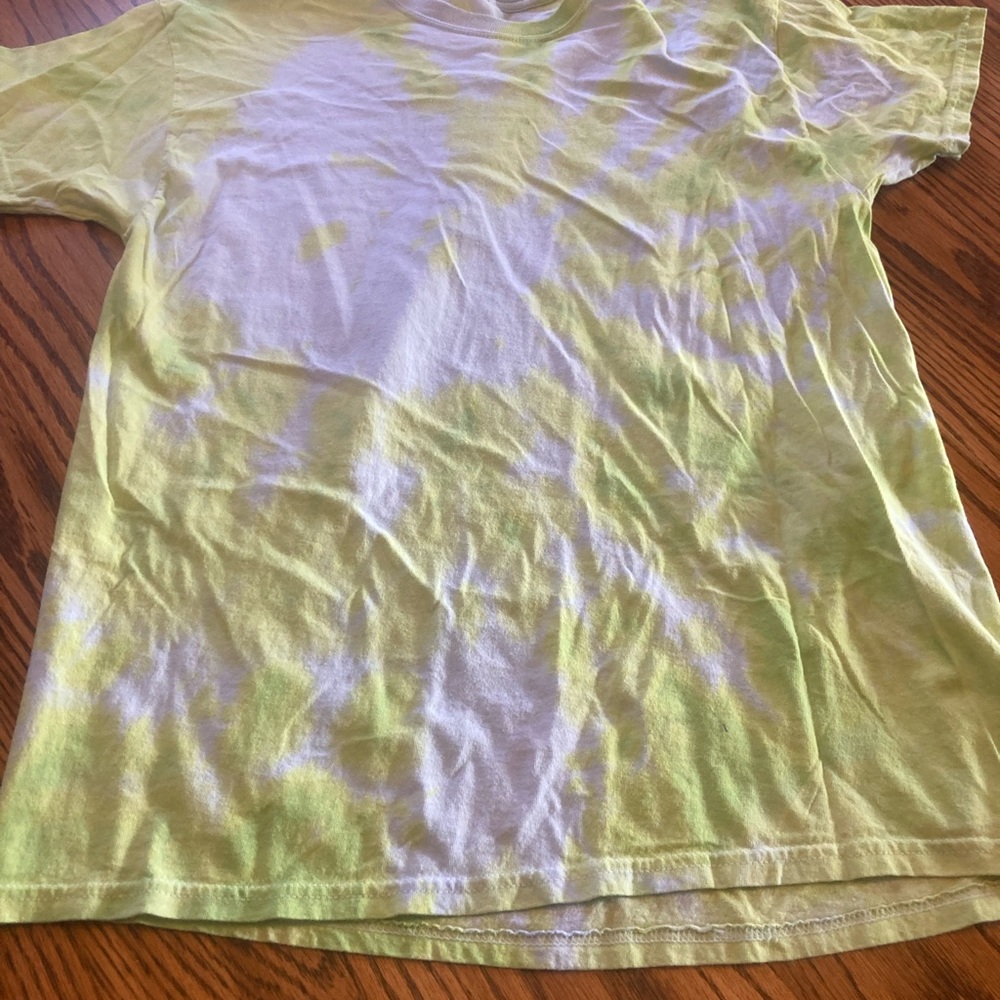Women’s sz lg tie dye short sleeve